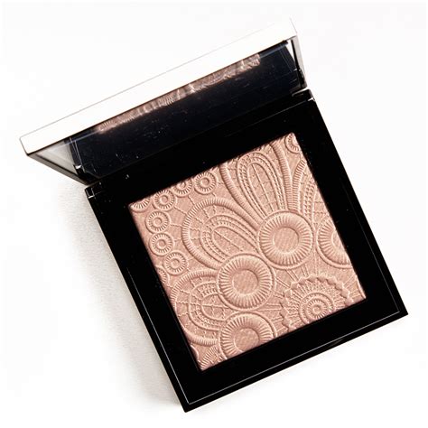 fresh glow highlighter burberry rose gold